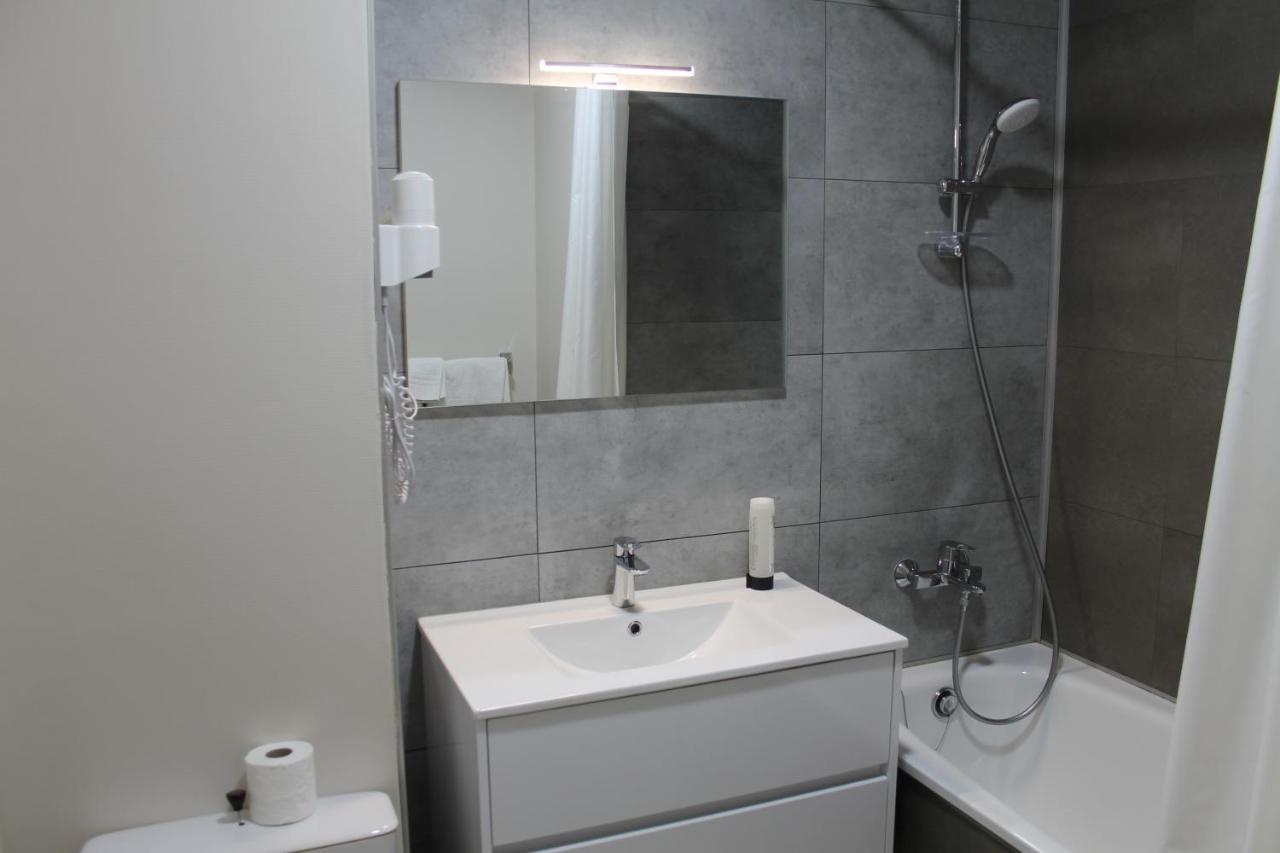 Hotel Restaurant Le Saint Clement Zewnętrze zdjęcie