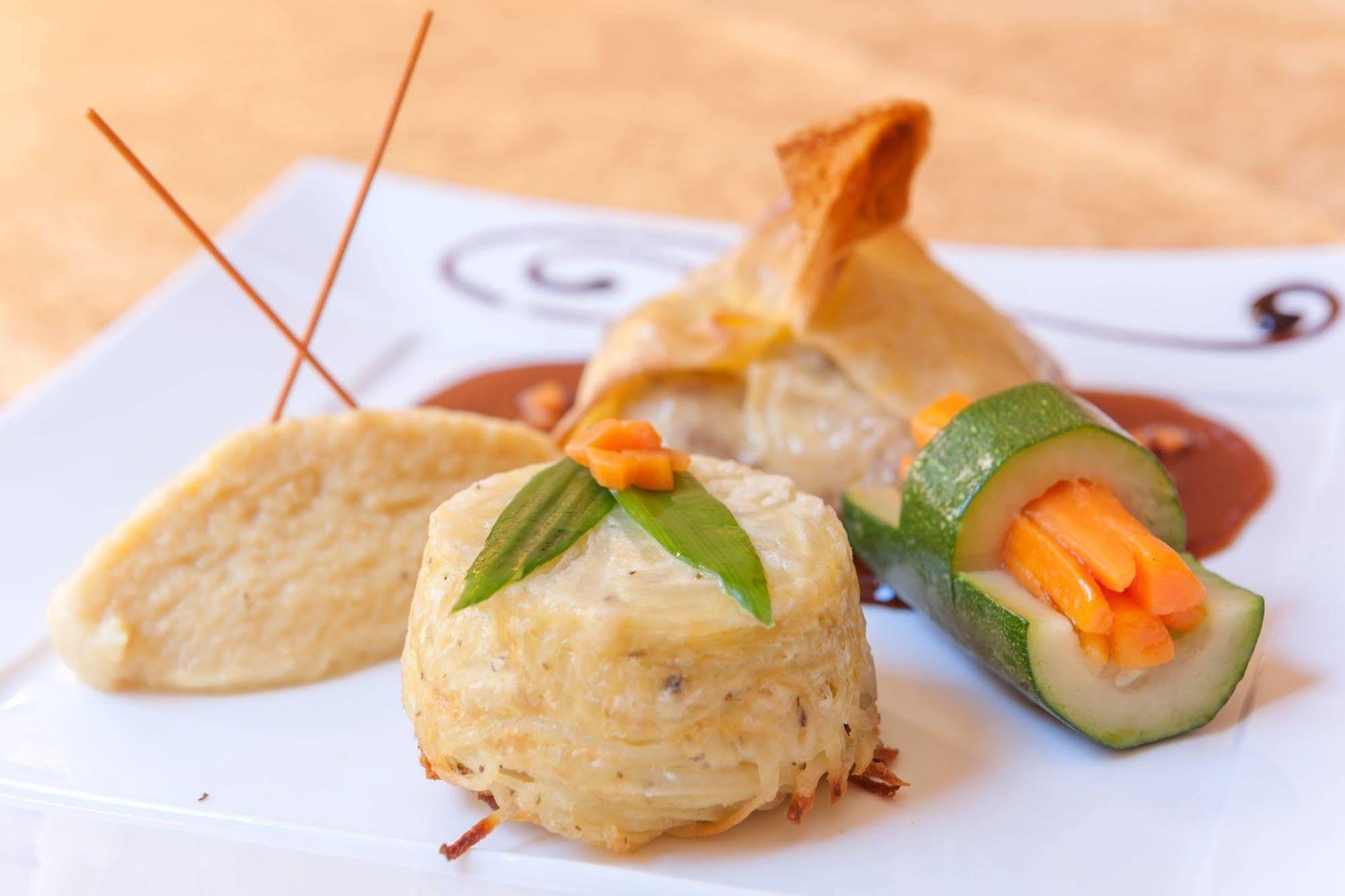 Hotel Restaurant Le Saint Clement Zewnętrze zdjęcie