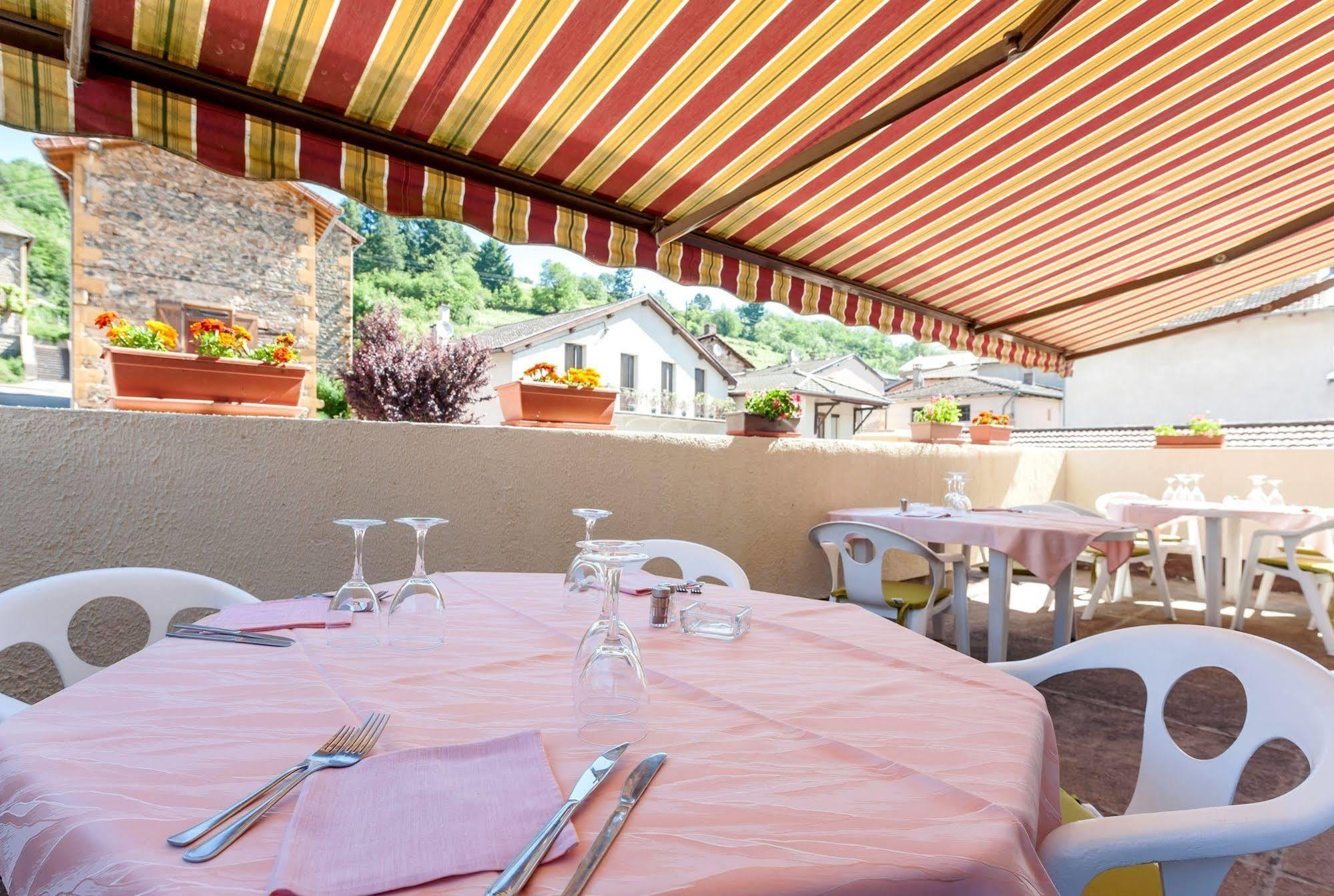 Hotel Restaurant Le Saint Clement Zewnętrze zdjęcie